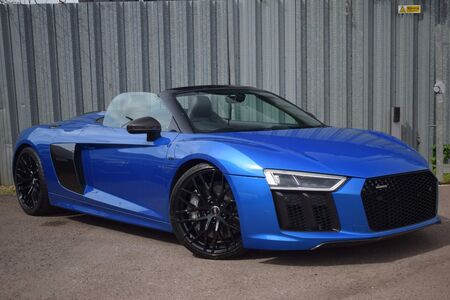 AUDI R8 5.2 FSI V10 Spyder S Tronic quattro Euro 6 (s/s) 2dr