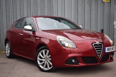 ALFA ROMEO GIULIETTA 2.0 JTDM-2 Veloce Euro 5 (s/s) 5dr